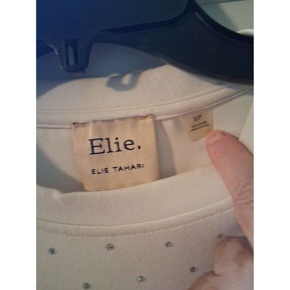 Elie Tahari Ecru Sweater Sweatshirt Embellished Silver Rhinestones S/P - Picture 5 of 6